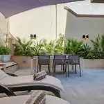 Stunning Villa With Jacuzzi & Beautiful Views By 360 Estates
