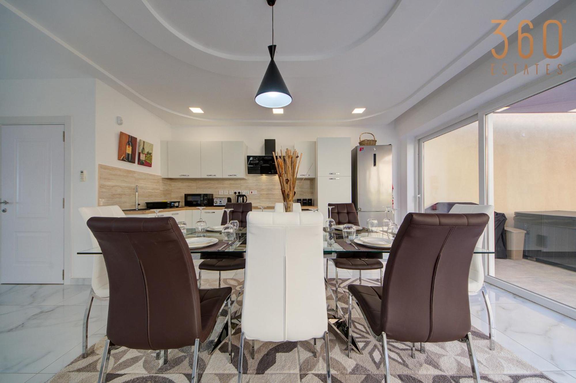 Stunning With Jacuzzi & Beautiful Views By 360 Estates Villa Mellieha