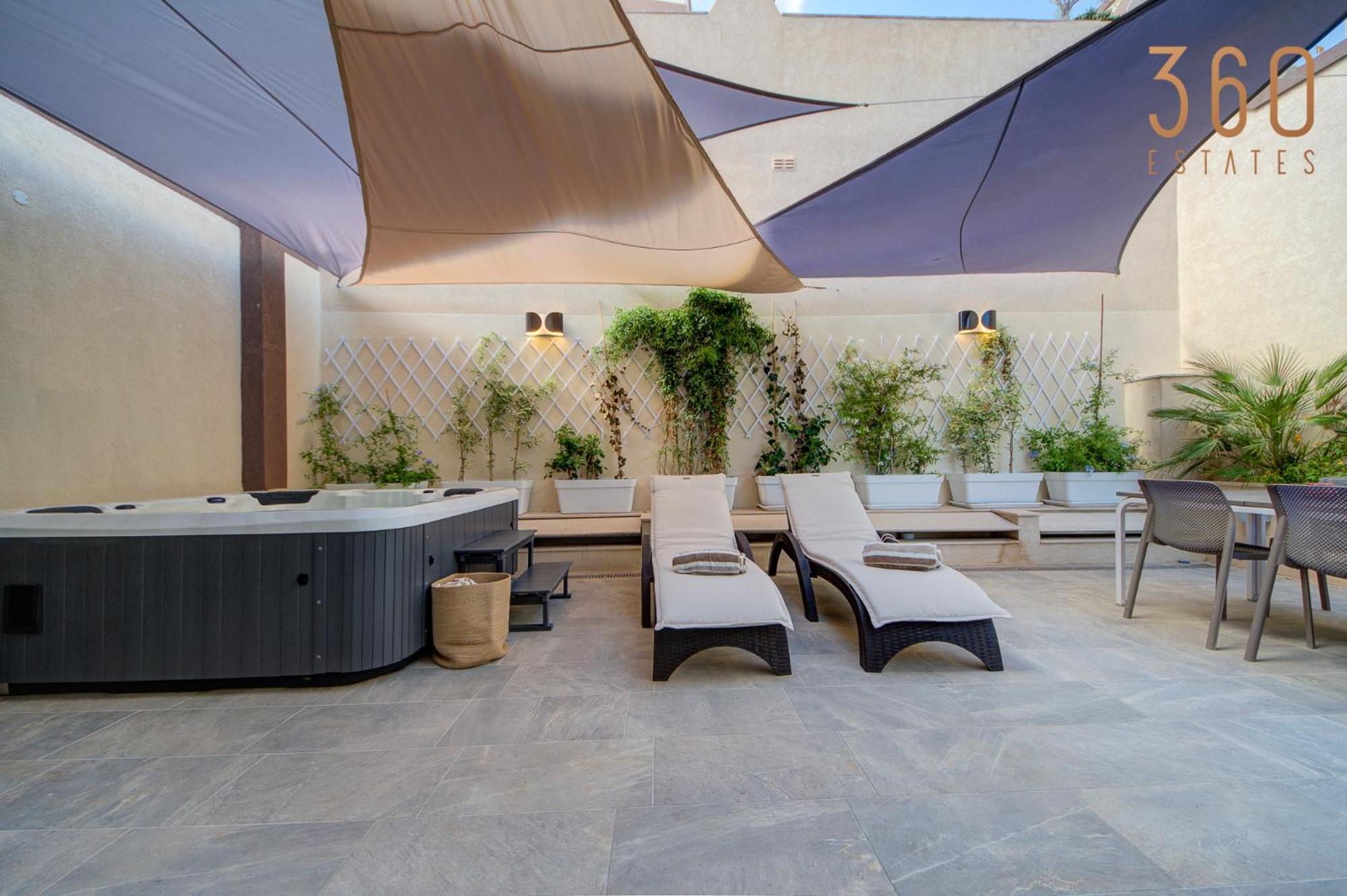 Stunning With Jacuzzi & Beautiful Views By 360 Estates