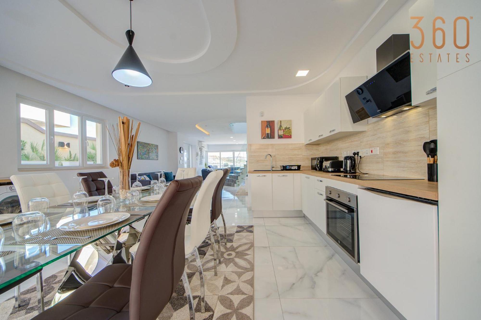 Villa Stunning With Jacuzzi & Beautiful Views By 360 Estates