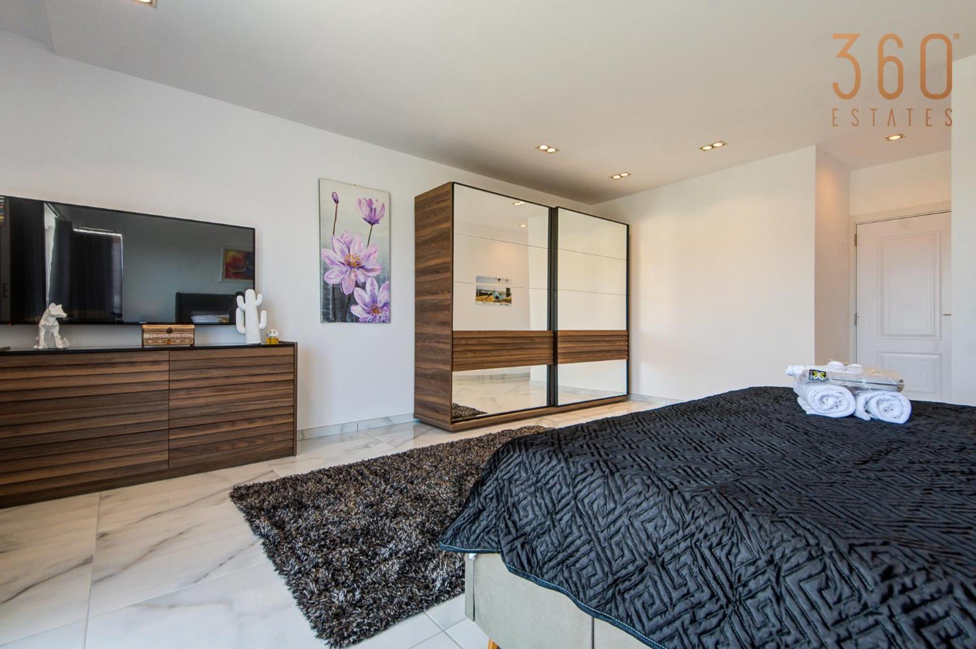 Villa Stunning With Jacuzzi & Beautiful Views By 360 Estates