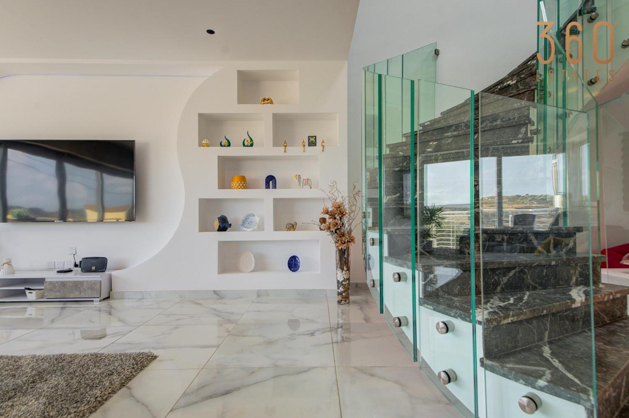 Villa Stunning With Jacuzzi & Beautiful Views By 360 Estates